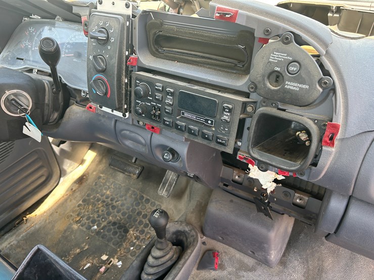 2001-dodge-ram-1500-image-26