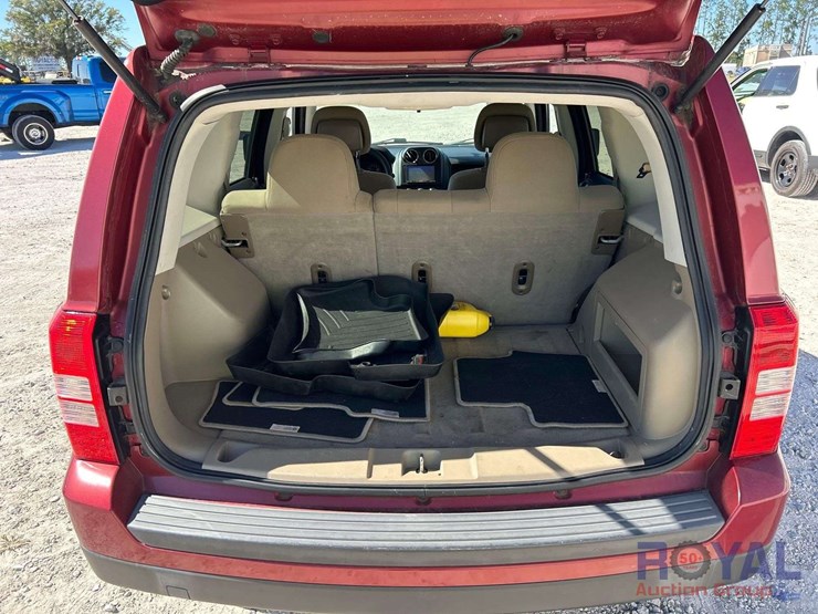 2014-jeep-patriot-image-23