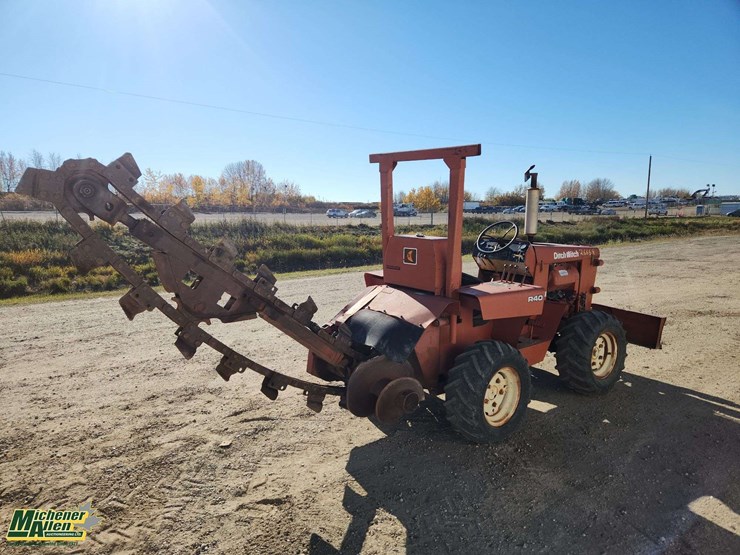 ditch-witch-r40a-image-4