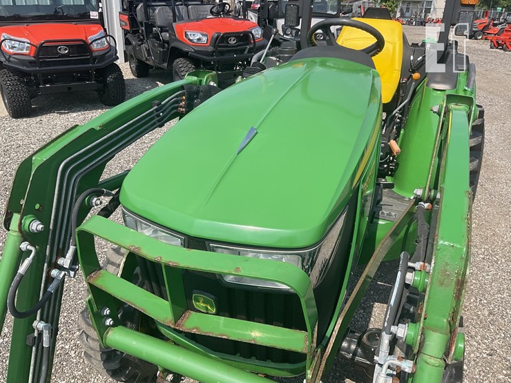 2020-john-deere-3025e-image-13