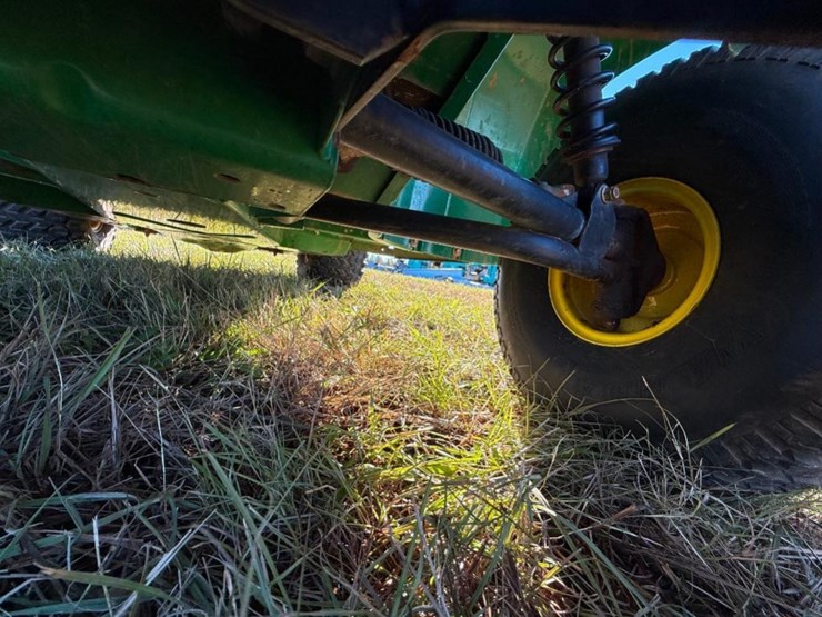 john-deere-gator-image-12