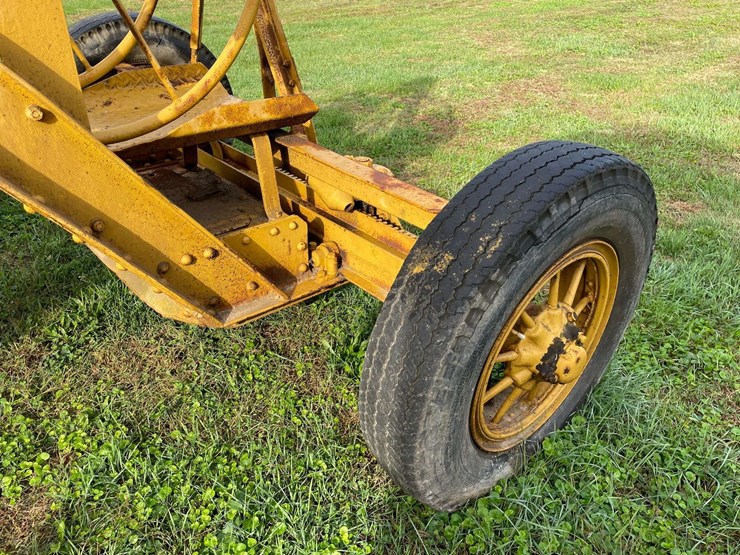caterpillar-44-tow-grader-image-28