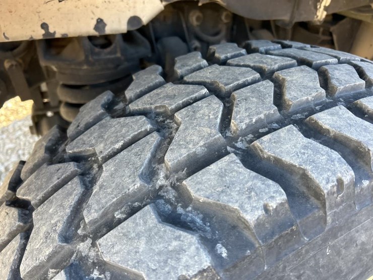 #5036-•-hummer-hmmwv-image-75