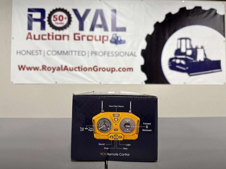 2.4ghz-rc-dump-truck-with-remote-replica-toy-image-7