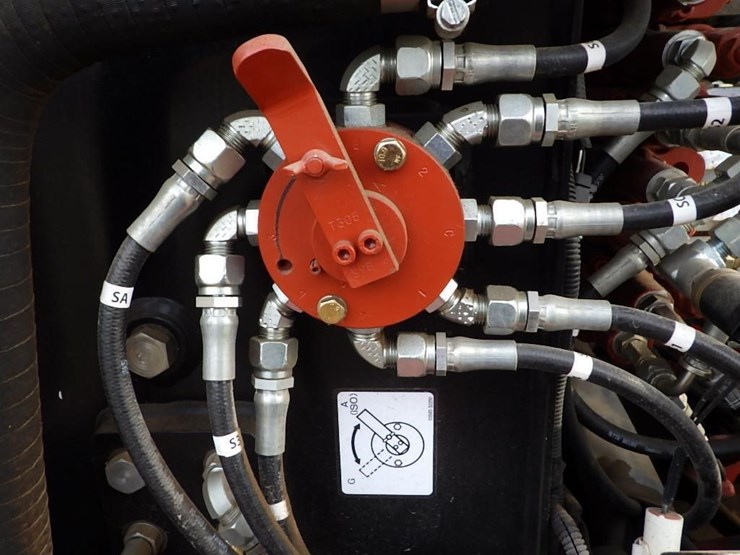 takeuchi-tb260-image-20