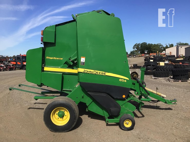 2010-john-deere-854ss-image-1