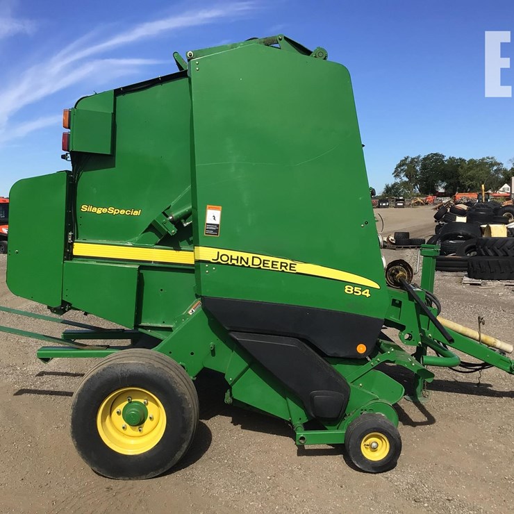 2010 JOHN DEERE 854SS