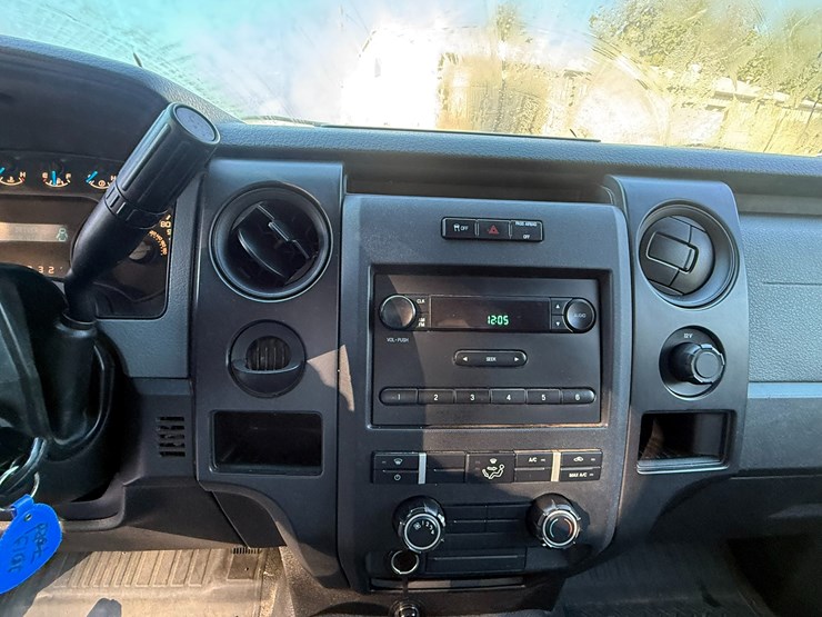 2013-ford-f150-image-38