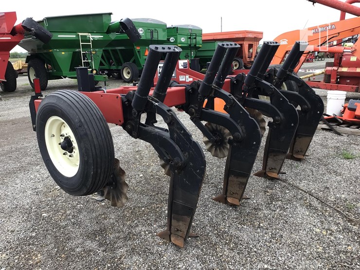 unverferth-zonebuilder-130-image-3