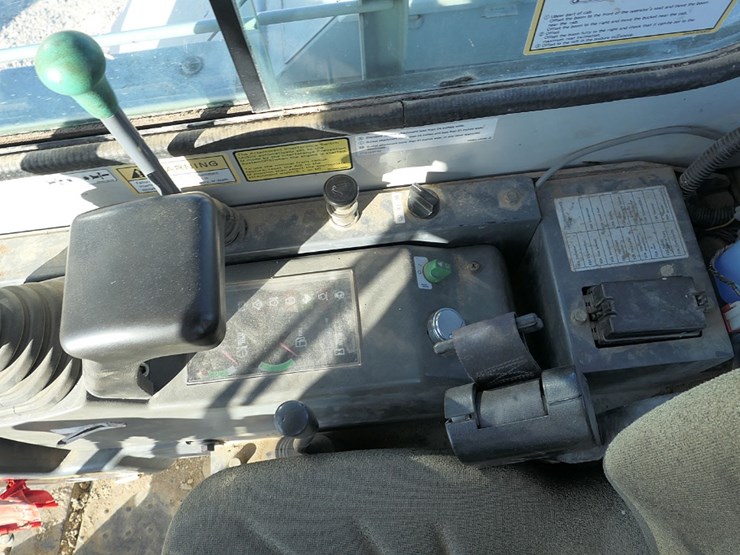 takeuchi-tb153-image-27