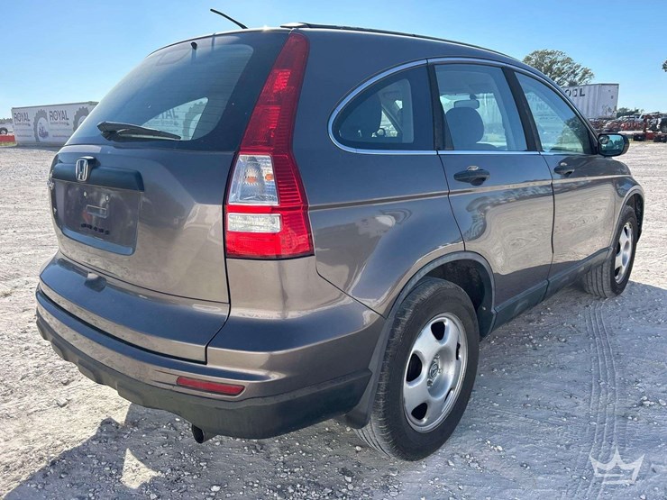 2010-honda-crv-image-3