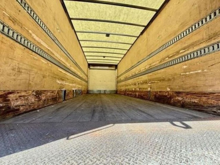 2013-ford-f750-xl-image-42