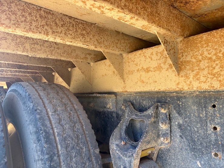 1995-international-9400-image-18