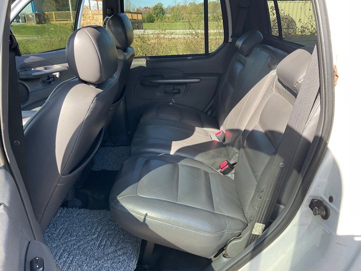 2001-ford-explorer-sport-trac-image-9