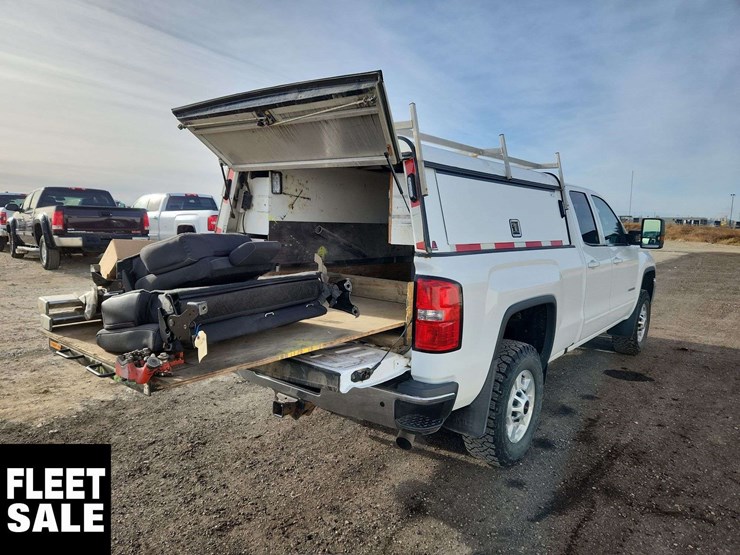 2018-gmc-sierra-2500hd-image-24