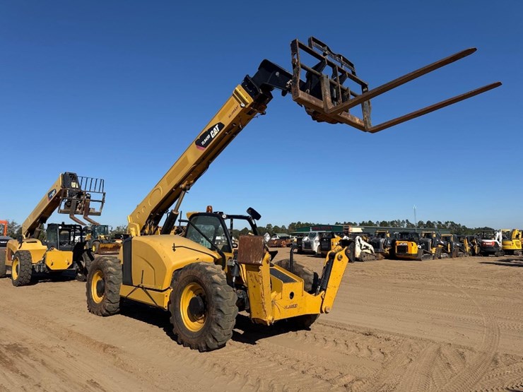 2017-caterpillar-tl943d-image-6