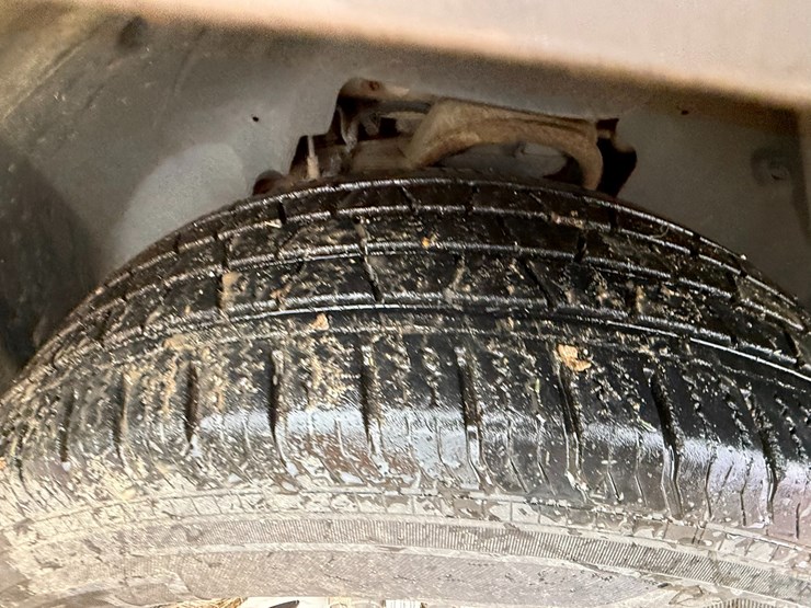 2014-chevrolet-tahoe-image-8