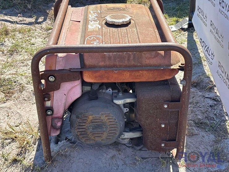 honda-em3500s-portable-gasoline-generator-image-3