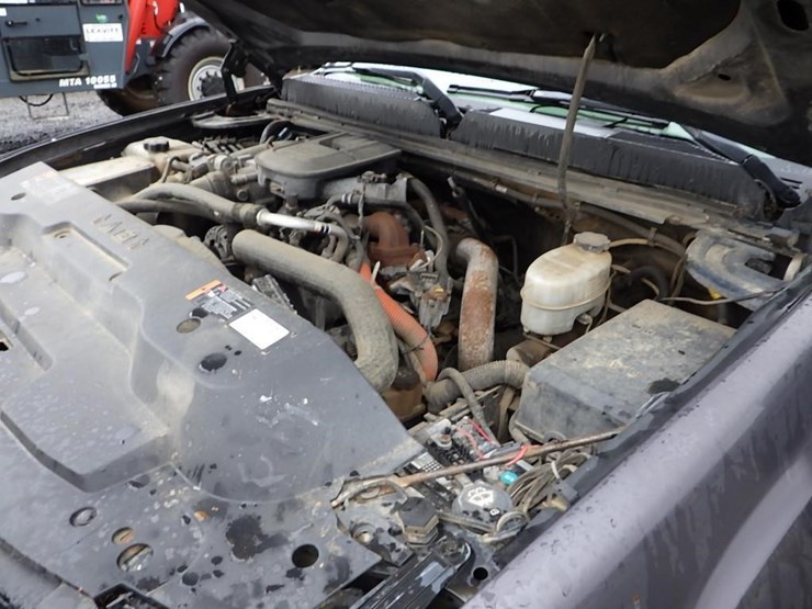 2011-gmc-2500hd-image-10