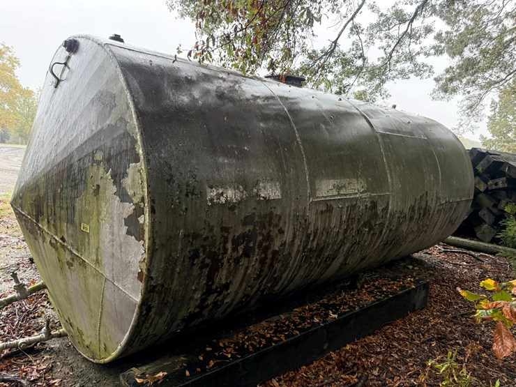 #22578-•-~11,745gal-tank-image-1