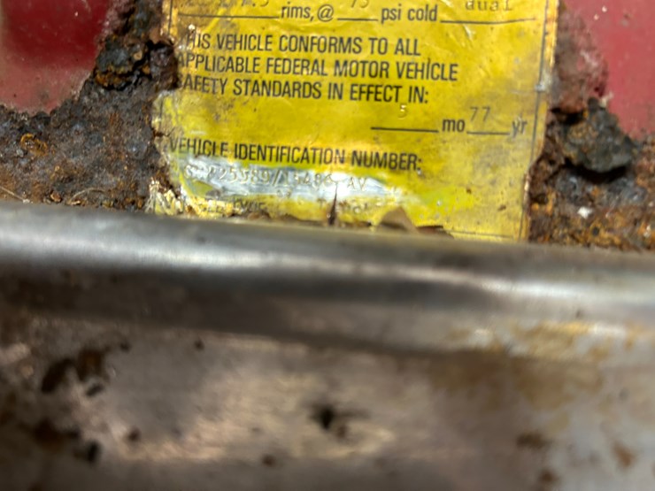 #22556-•-howe-load-star-1800-s/a-daycab-fire-truck-d0532ghb25589-image-69