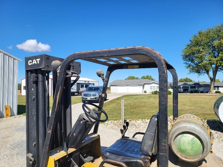 clark-t500-forklift-image-21