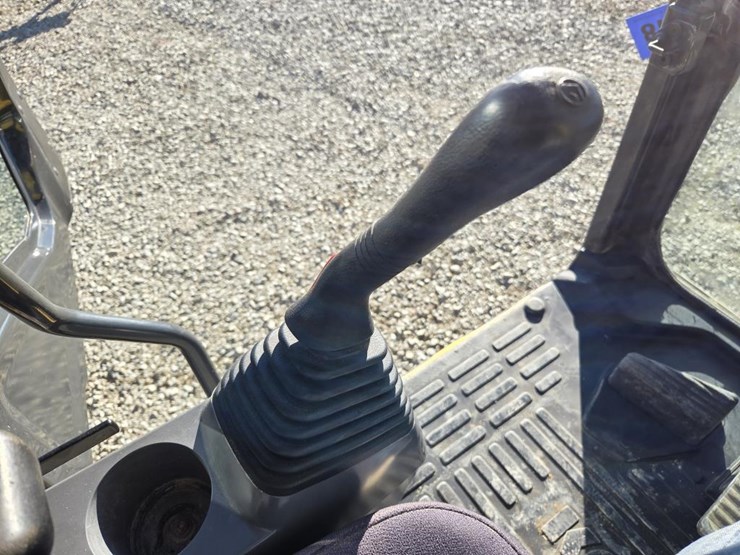 2021-komatsu-pc130-image-52