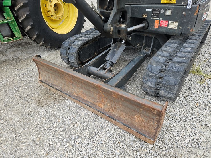 2022-bobcat-e60-image-5