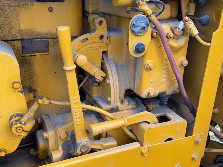 1937-caterpillar-no.-212-motor-grader-image-52