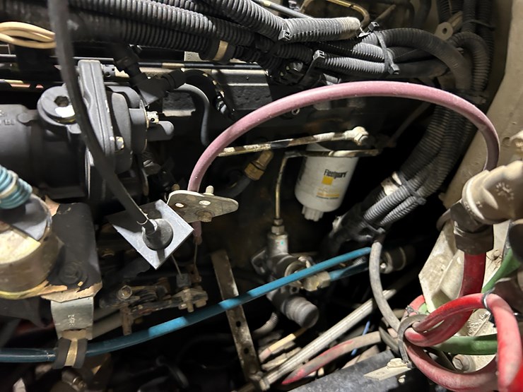 1993-freightliner-fl80-image-28