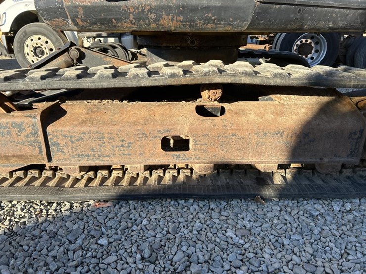 caterpillar-307-image-73