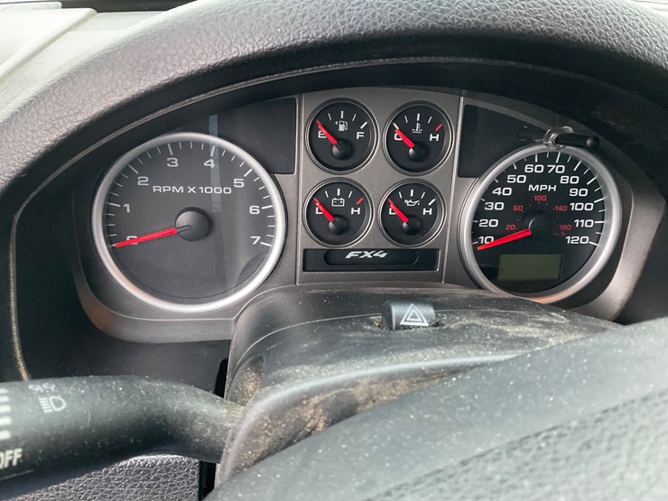 2004-ford-f150-image-16