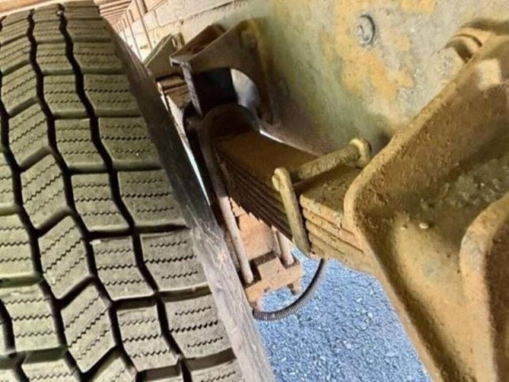 2013-ford-f750-xl-image-43