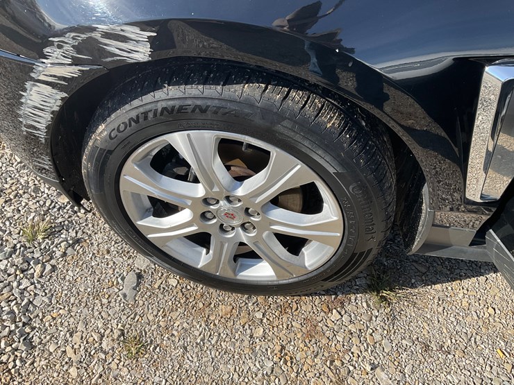 2015-cadillac-srx-image-11