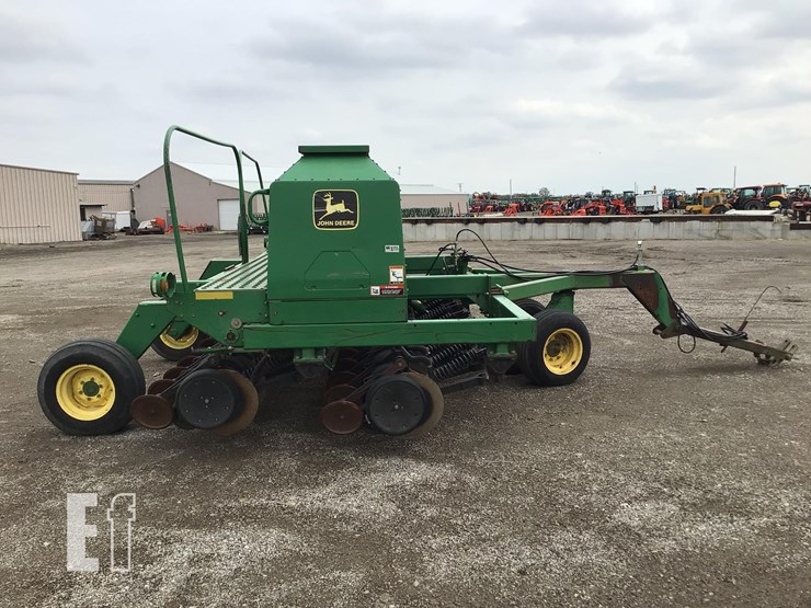 2000-john-deere-1560-image-5