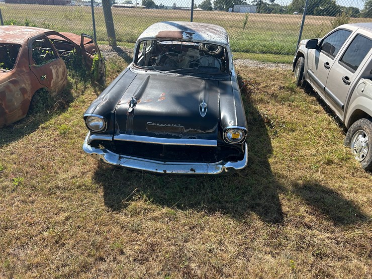 #22553-•-inop-1957-chevrolet-sedan-image-21