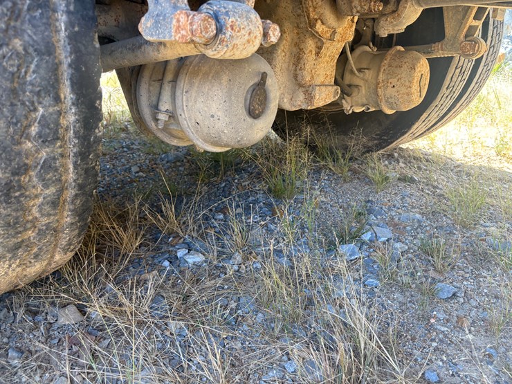 1995-international-9400-image-19