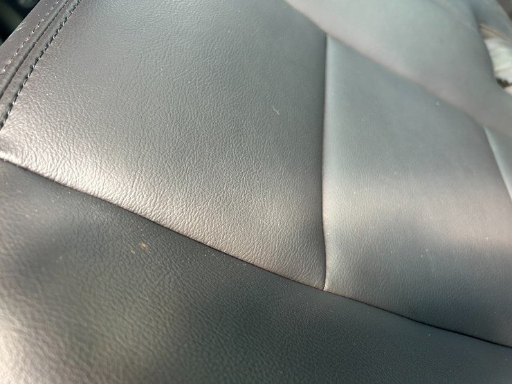 2013-ford-explorer-image-33