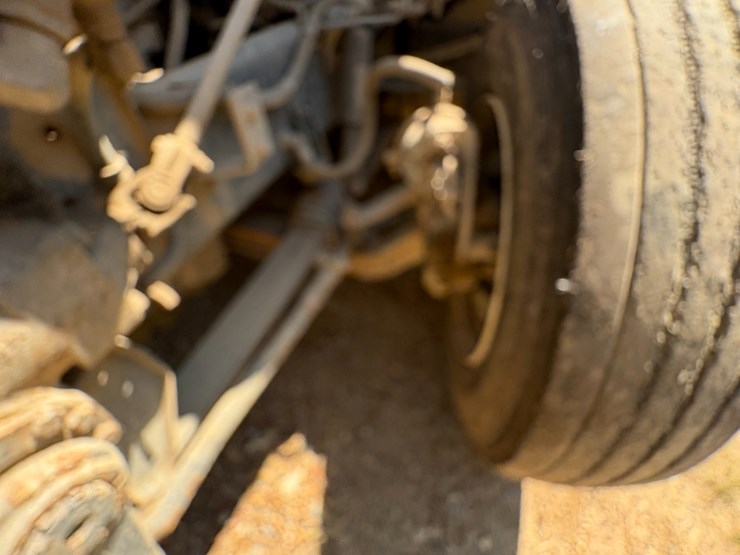 1995-international-9400-image-35