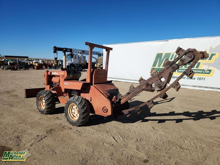 ditch-witch-r40a-image-3