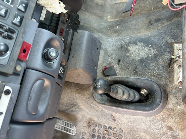 2001-dodge-ram-1500-image-42