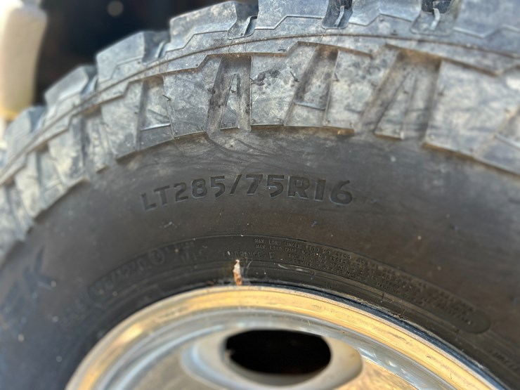 2000-ford-excursion-image-7