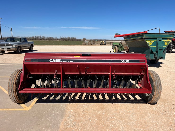 case-ih-5100-image-9