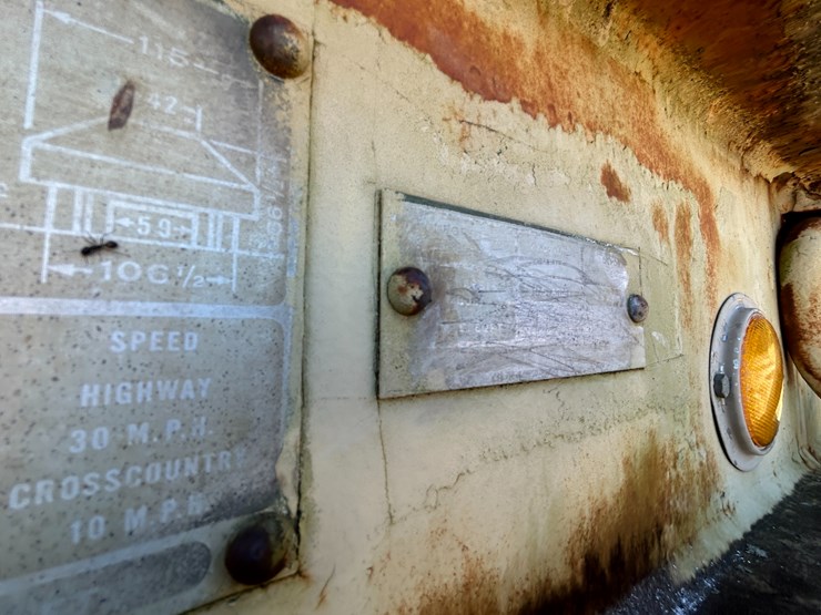 #22567-•-cw-4373-44'-t/a-fixed-neck-lowboy-trailer-cw-94-image-27