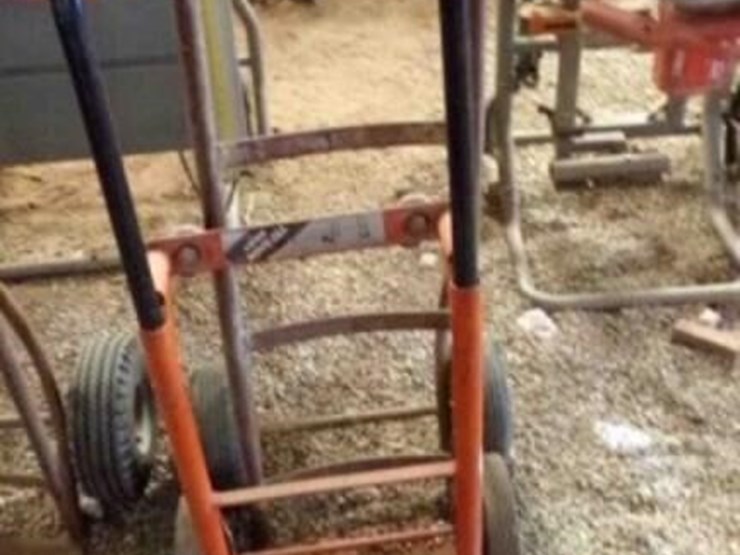 2---metal-dollies-image-2