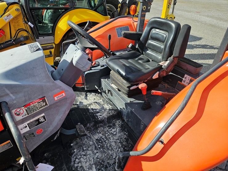 2018-kubota-m6s-111-image-8