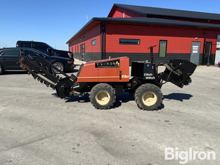 2000-ditch-witch-410sxd-image-8