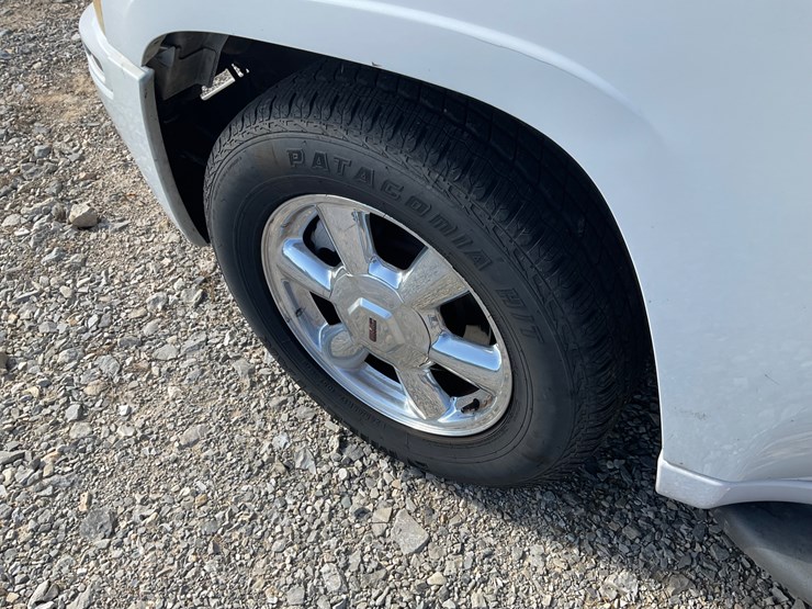 2005-gmc-envoy-image-2