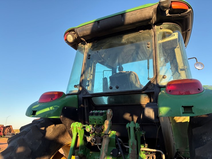 2017-john-deere-6115d-image-6