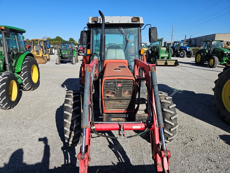 massey-ferguson-471-image-4